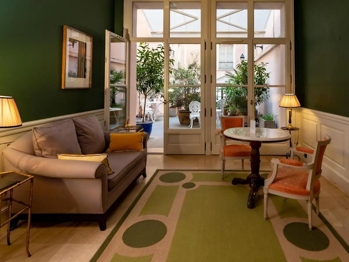 Hotel Du Danube Saint Germain Paris 3*,